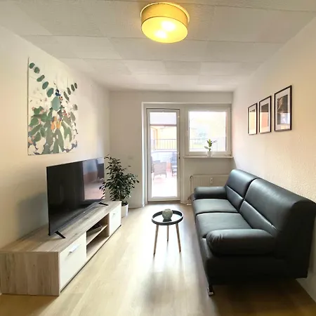 Gemütliche Monteur-apartments: Langzeitkomfort Mit Balkon Und Waschmaschine
