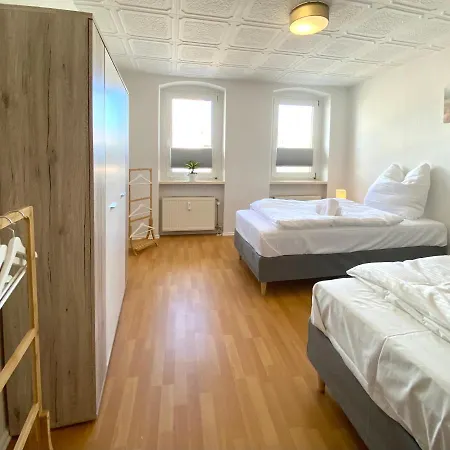 Aparthotel Gemuetliche Unterkuenfte Fuer Laengeren Aufenthalt Und Monteure Inkl Balkon, Waschmaschine, Wifi, Kueche Und Parkplatz