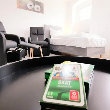 Gemütliche Monteur-apartments: Langzeitkomfort Mit Balkon Und Waschmaschine *