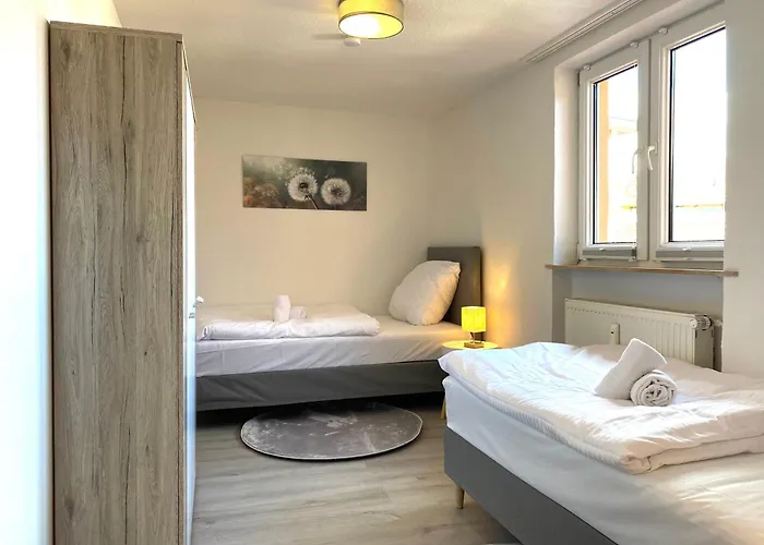 Aparthotel Gemütliche Für Längeren Aufenthalt Und Monteure Inkl Balkon, Waschmaschine, Wifi, Küche Und Parkplatz 3*