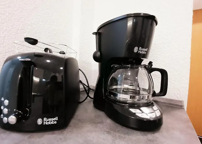 Gemuetliche Unterkuenfte Fuer Laengeren Aufenthalt Und Monteure Inkl Balkon, Waschmaschine, Wifi, Kueche Und Parkplatz 3*